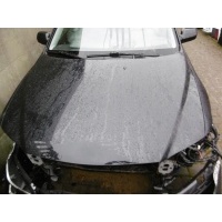 Mazda 6 02 / 2005 год - капот