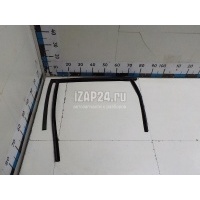 Уплотнитель стекла двери Ford Kuga (2008 - 2012) 1703932