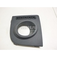 Рамка противотуманной фары правой Ford Fusion (2002 - 2012) 1369324