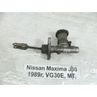 Главный цилиндр сцепления Nissan Maxima J30 1989 3061051E01