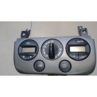 Переключатель отопителя (печки) Nissan Primera P11 1999-2002 2001 275109F601