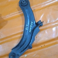 Рычаг передний нижний правый RENAULT Megane II 2002-2009 2007 545003037R