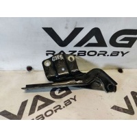 Петля капота левая Volkswagen Jetta 6 2012 5C6823301