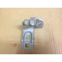 Петля двери передней правой верхняя Opel Corsa 4 (D) 13180564