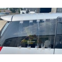 Стекло собачника Toyota Wish ZNE10 2004.03 62710-68020