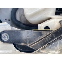фара Toyota Wish ZNE10 2006.01 8111068050