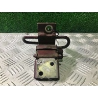 Петля двери передней правой Audi A6 C4 (S6,RS6) 1996 4A0 831 412 D