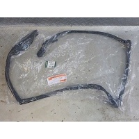 Range rover спорт уплотнитель на дверь задняя lr043856