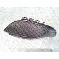 решетка в бампер Mercedes-Benz A W176 2013 A1768850422