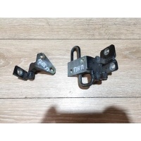Петля двери Volkswagen Passat B6 2006 3C0831402D, 3C0831412C
