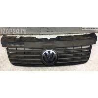 Решетка радиатора Volkswagen Transporter 5 2005 7H0853653
