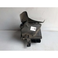 Корпус воздушного фильтра Volkswagen Passat B5 1999 058133837