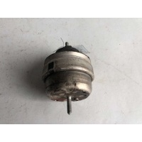 Подушка крепления двигателя Audi A4 B5 (S4,RS4) 1997 8D0199382L