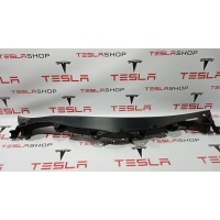 Пластик Tesla Model X 2016 1036245-00-D