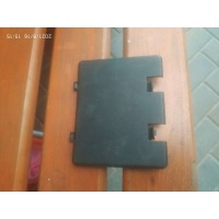 Накладка двери (крышки) багажника Renault Logan 2010 8200659876