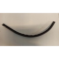 Уплотнитель гарантия стекло a4 b9 8w0837479