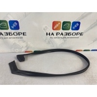 уплотнительная резинка на дверь Hyundai Santa Fe DM 2012 821502W000