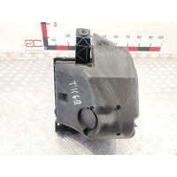 Корпус воздушного фильтра Volkswagen Passat 5 (1996-2000) 1998 058133837E