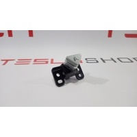 кнопка (выключатель) Tesla Model X 2016 6008906-00-C,1063956-00-A