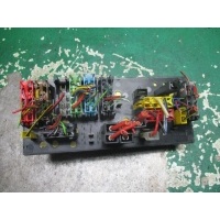 Блок предохранителей Audi 80 1994 443941822a
