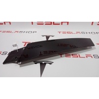 Молдинг (накладка кузовная) правый Tesla Model S 2014 1004535-00-B