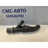 Патрубок охлаждения Porsche Cayenne 2011-2014 94810646100
