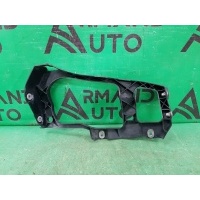 кронштейн фары VOLKSWAGEN TOUAREG 2 2010-2018 7P6806509