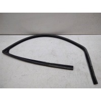 Уплотнитель стекла двери передней правой ford Mondeo III 2000-2007 1364473