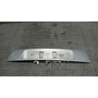 Накладка крышки багажника (двери) Renault Scenic 2003-2009 2005 8200139781