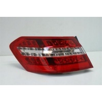 Е класса w212 седан 09 - 12r . левая фонарь eur.