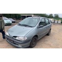 Защита арок задняя правая (подкрылок) Renault Scenic 1998 7700838512