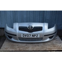 бампер передний Toyota Yaris XP9 2007 521190D977