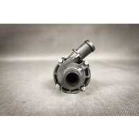 Дополнительный насос радиатора audi a3 гольф vii 5q0121599t