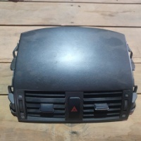 Дефлектор центральный Toyota Corolla 150 55670-12370