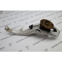Кулак поворотный в сборе со ступицей передний RH Mercedes ML/GLE C292 2014 A1663301020
