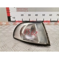 Поворотник правый Audi A4 B5 1998 8D0953050A
