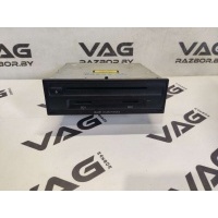 Магнитола Audi A6 Allroad C6 2010 4E0035646D,4E0035646