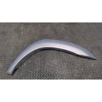 Молдинг крыла Toyota Sequoia 2000-2008 2001 756110C900