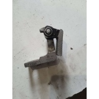 Петля двери задней правой Volkswagen Touran 2008 1J0831402A