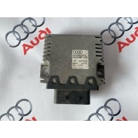 блок управления топливным насосом Audi A8 D3/4E 2006 4E0906093B