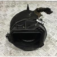 Корпус салонного фильтра Volkswagen Transporter 4 2002 701819077