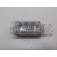 Плафон салонный VAG Caddy III (2004 - 2015) 6L0947415