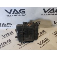 Корпус воздушного фильтра Audi A8 D3 (S8) 2007 079133836A,4E0129620C