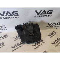 Корпус воздушного фильтра Audi A8 D3 (S8) 2006 079133836A,4E0129620C