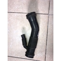 Патрубок воздушного фильтра Volkswagen Passat B5 1999 06B129627