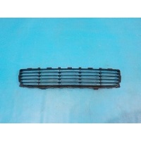 Решетка переднего бампера центральная TOYOTA Auris (E15) 2006-2012 5311202080