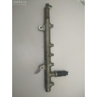Рампа (рейка) топливная Mitsubishi Carisma 2002 0445214024