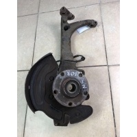 Ступица передняя левая Audi A4 B5 (S4,RS4) 1998 8D0407257AC
