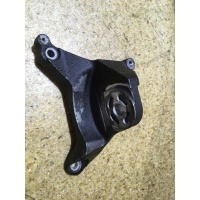 Лапа правый 4e0399113ag 3.0 fsi audi a8 d3