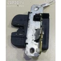 Замок двери (крышки) багажника Volkswagen Polo (2001-2005) 2003 6q6827505b